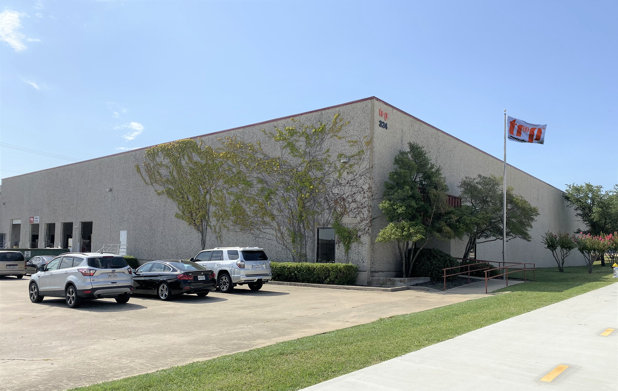 TRP FLAG -CYNDI-mesquite new bldg.jpg